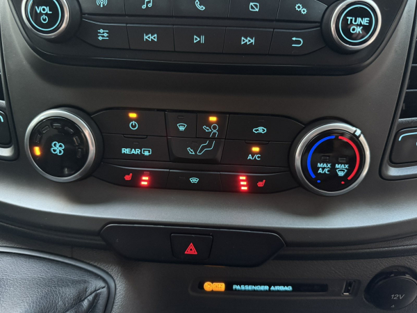 FORD TRANSIT TOURNEO CUSTOM  2.0 Tdci 320L M6